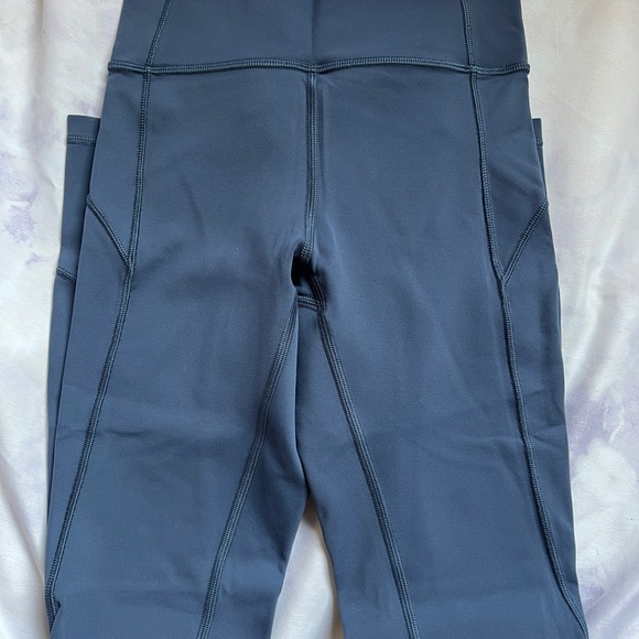 Lululemon In Movements 25” - Picture 3 of 5